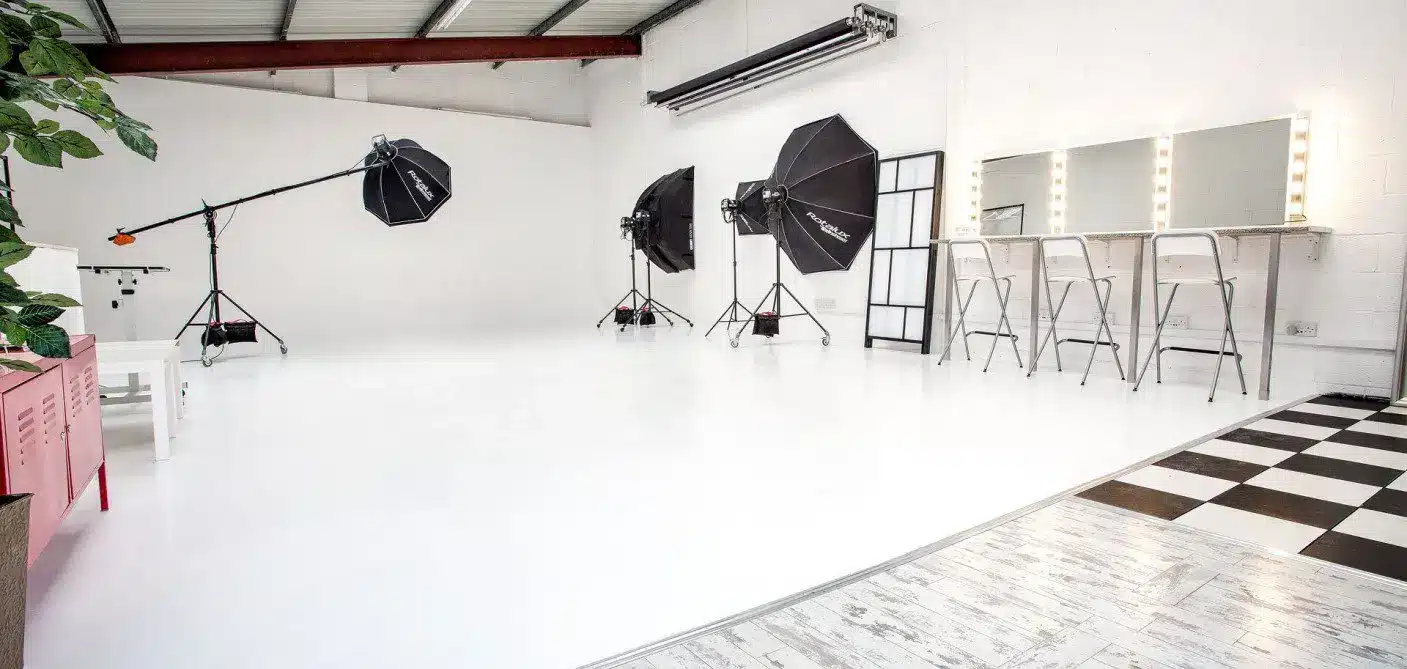 photo studio hire london 140408 001 1 1 1